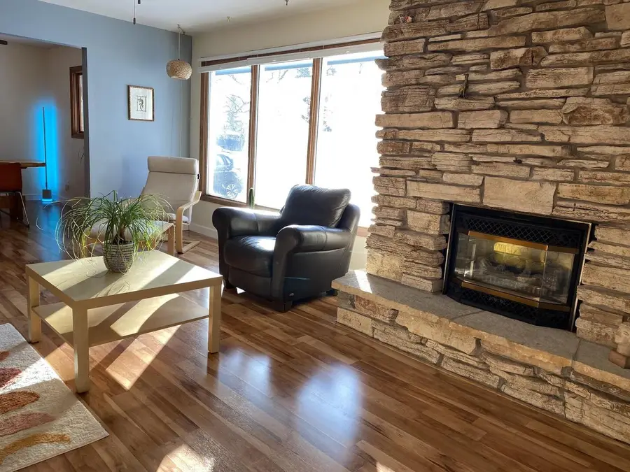 2627 OAKCREST DRIVE, Neenah, WI 54956 - #3