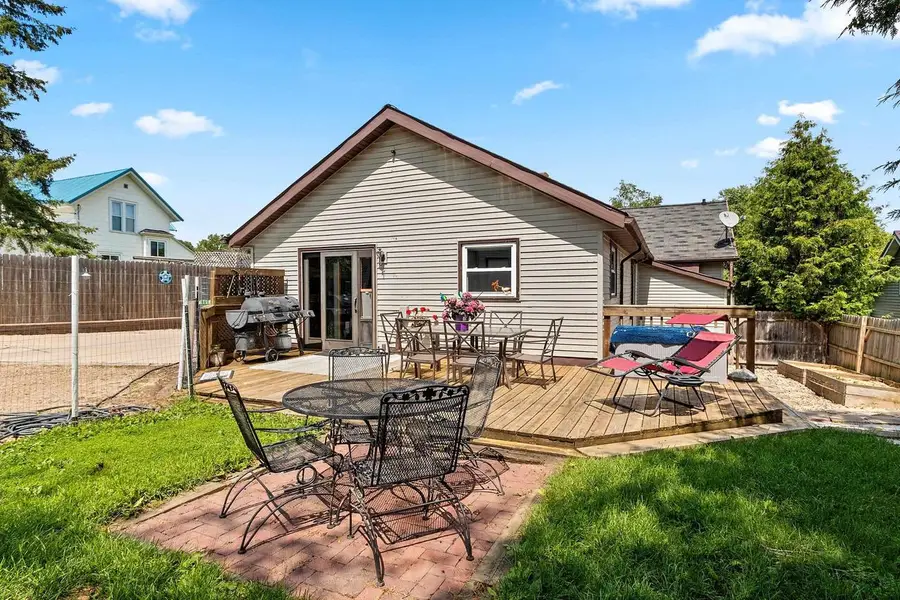 219 S MAIN STREET, Oconto Falls, WI 54154 - #3