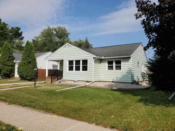 121 N SEYMOUR STREET, Fond Du Lac, WI 54935
