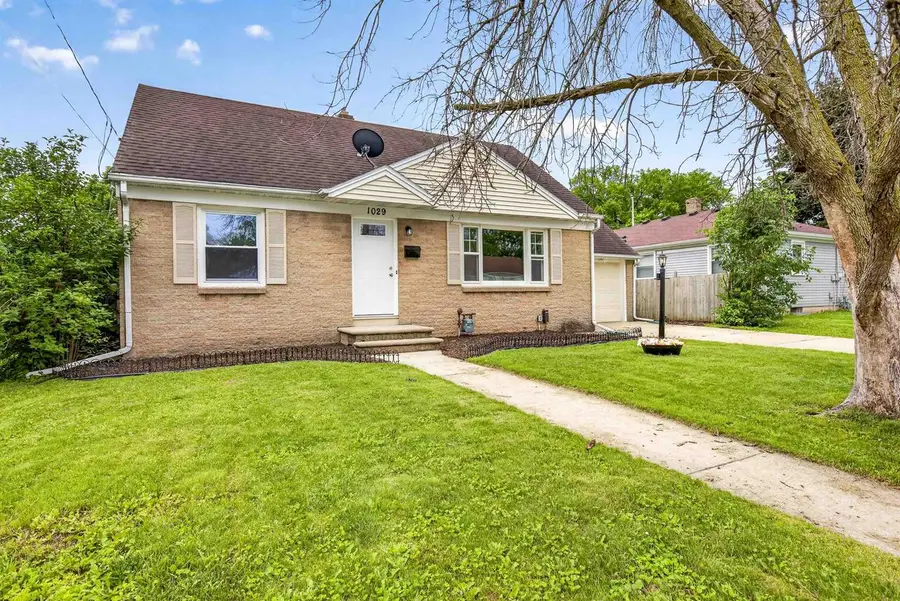 1029 LANGLADE AVENUE, Green Bay, WI 54304 - #2