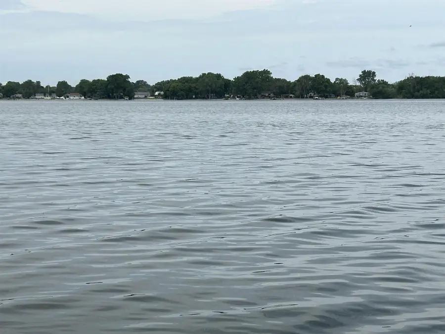 1196 PAGES POINT DRIVE, Menasha, WI 54952 - #3