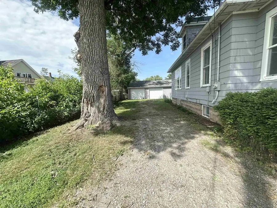 312 E FRANKLIN AVENUE, Neenah, WI 54956 - #3