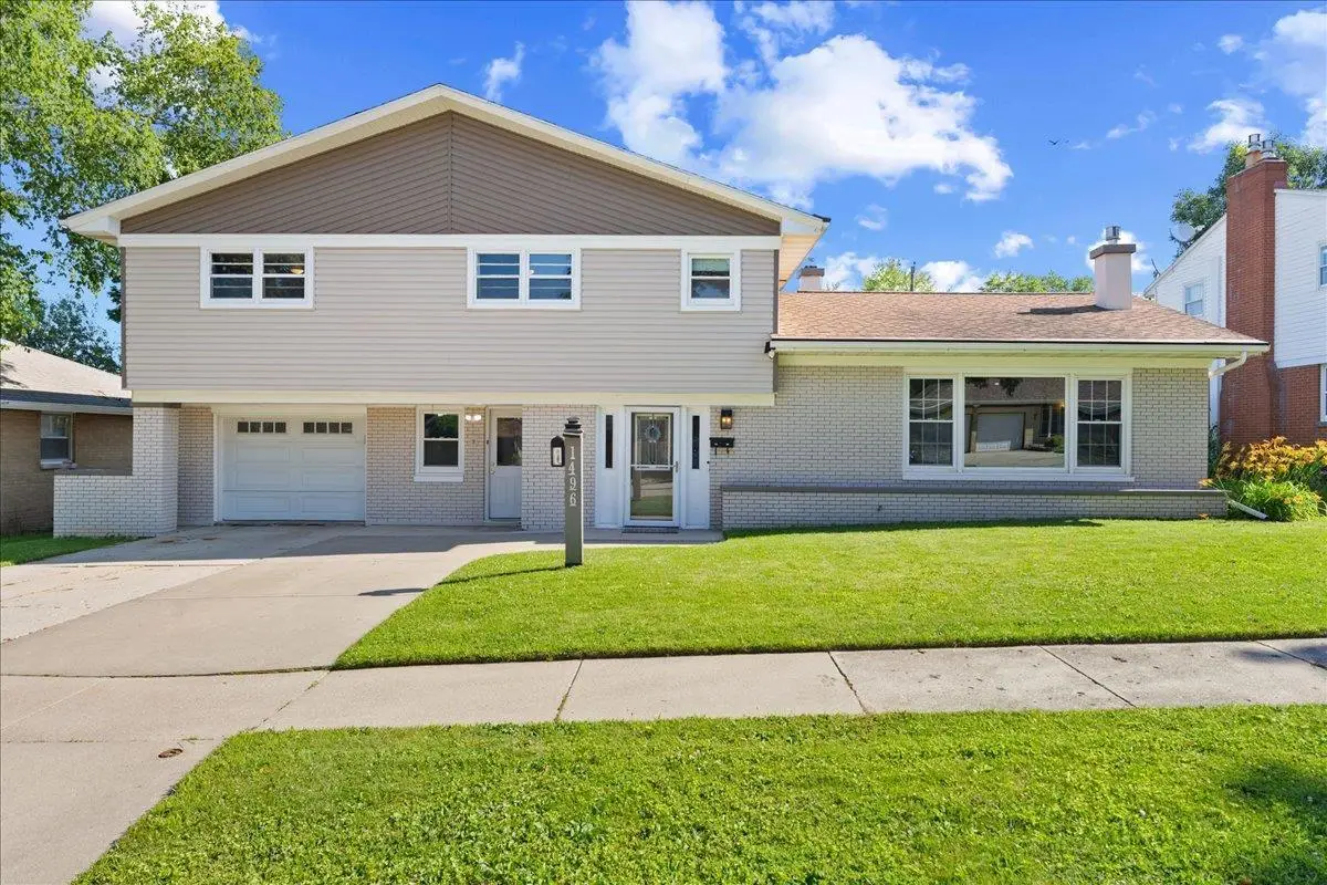 1496 RUSSELL STREET, Green Bay, WI 54304 - #1