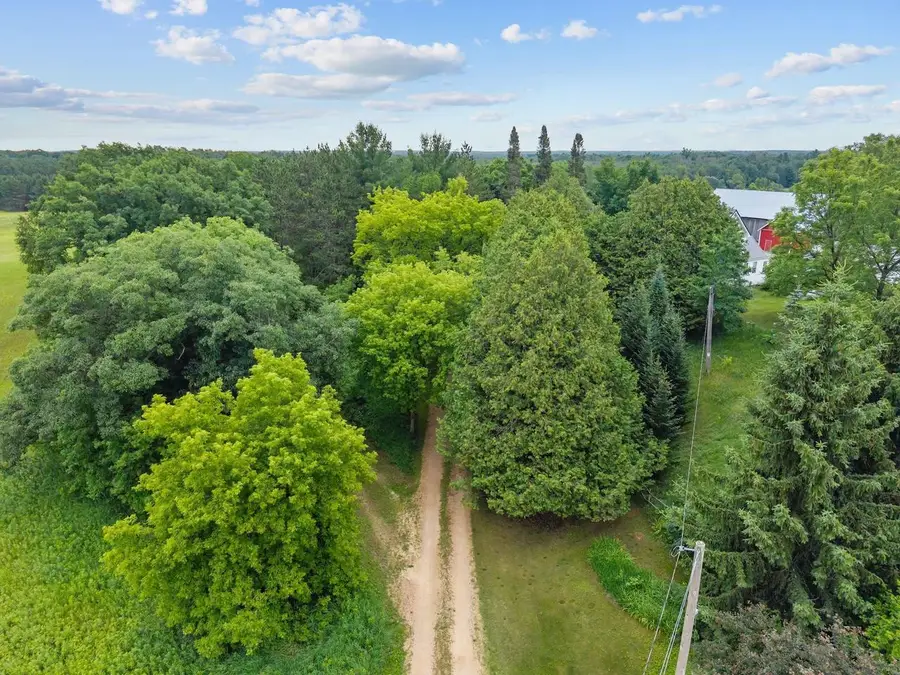 W5999 COUNTY ROAD T, Shawano, WI 54166 - #2