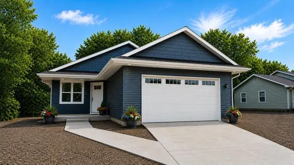 768 KONNOR COURT, Omro, WI 54963