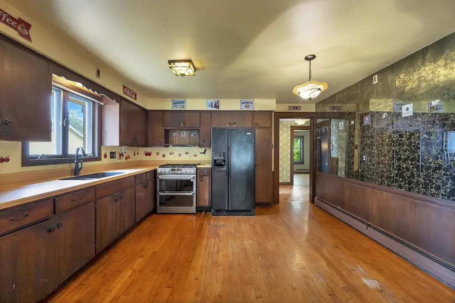 838 10TH AVENUE, Green Bay, WI 54304 - #3