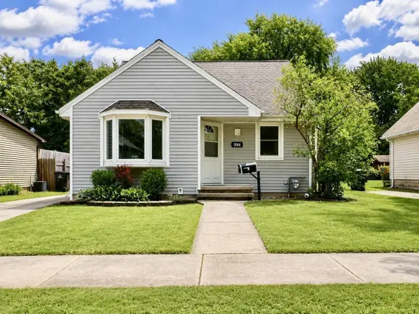 1844 S JEFFERSON STREET, Appleton, WI 54915