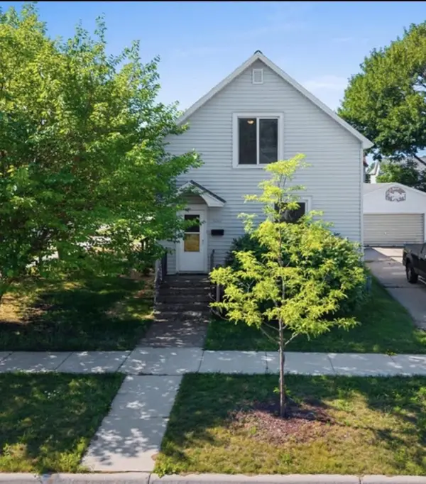 1501 15TH AVENUE, Menominee, MI 49858