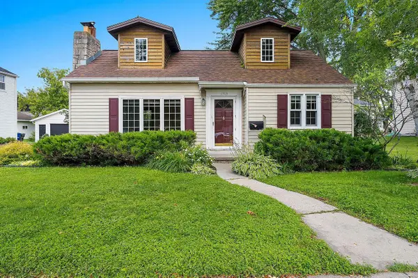 1313 LOST DAUPHIN ROAD, De Pere, WI 54115