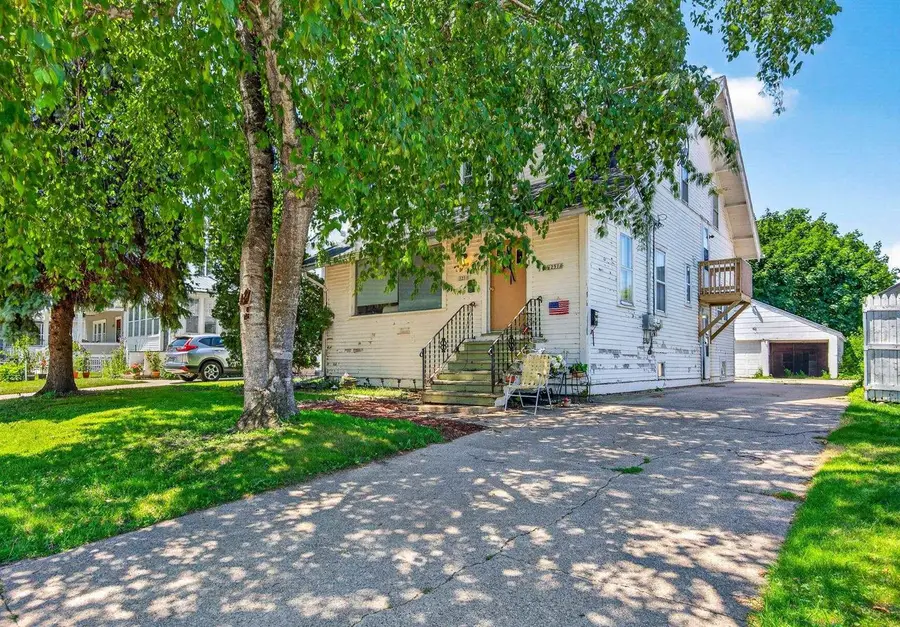 1251 WALNUT STREET, Oshkosh, WI 54901 - #2