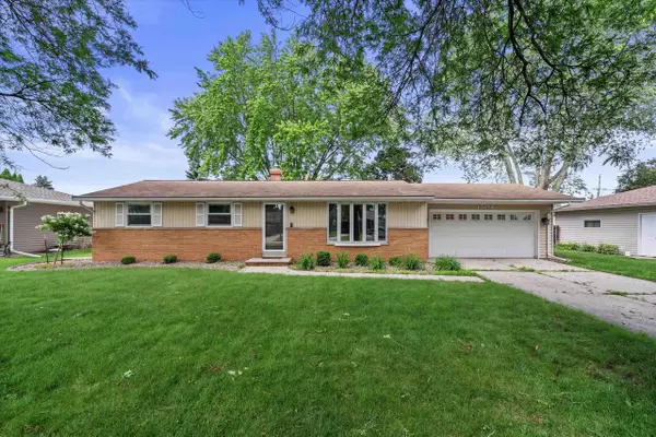 1508 APACHE AVENUE, Green Bay, WI 54313