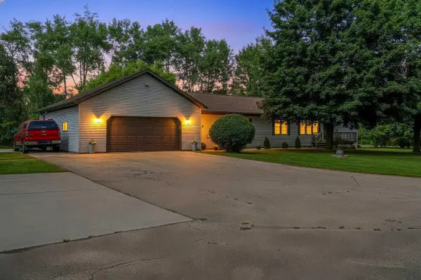N10831 KRATZKE ROAD, Clintonville, WI 54929