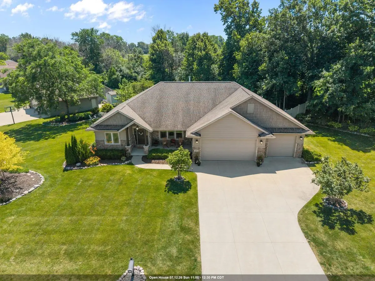 1983 CREEK SIDE DRIVE, Neenah, WI 54956 - #1
