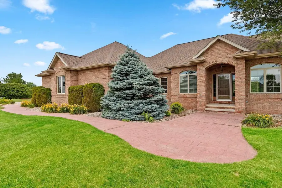 11 CORN SILK COURT, Wrightstown, WI 54180 - #3