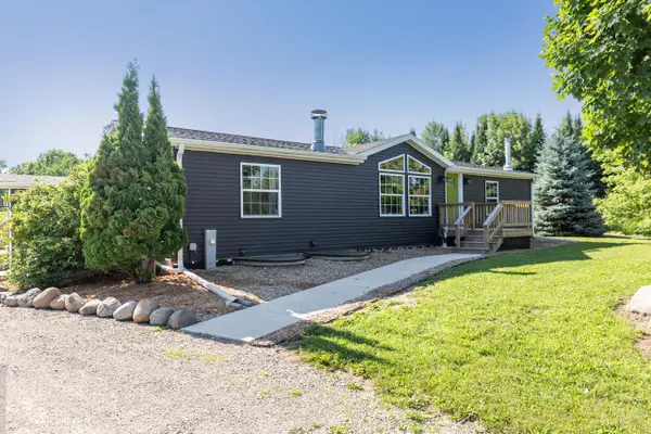 2941 HUEBSCHER ROAD, Abrams, WI 54101