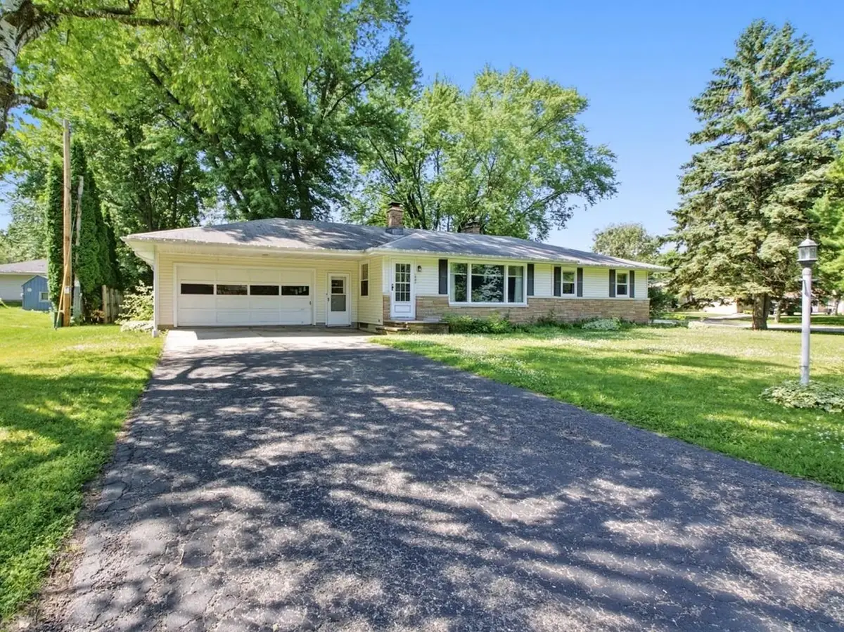 1843 PALISADES DRIVE, Appleton, WI 54915 - #1