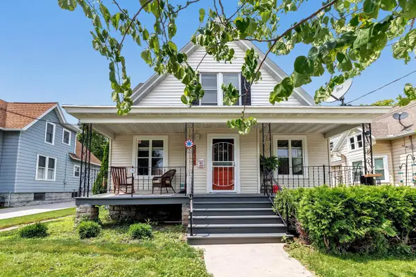 121 WOODLAWN STREET, Green Bay, WI 54303