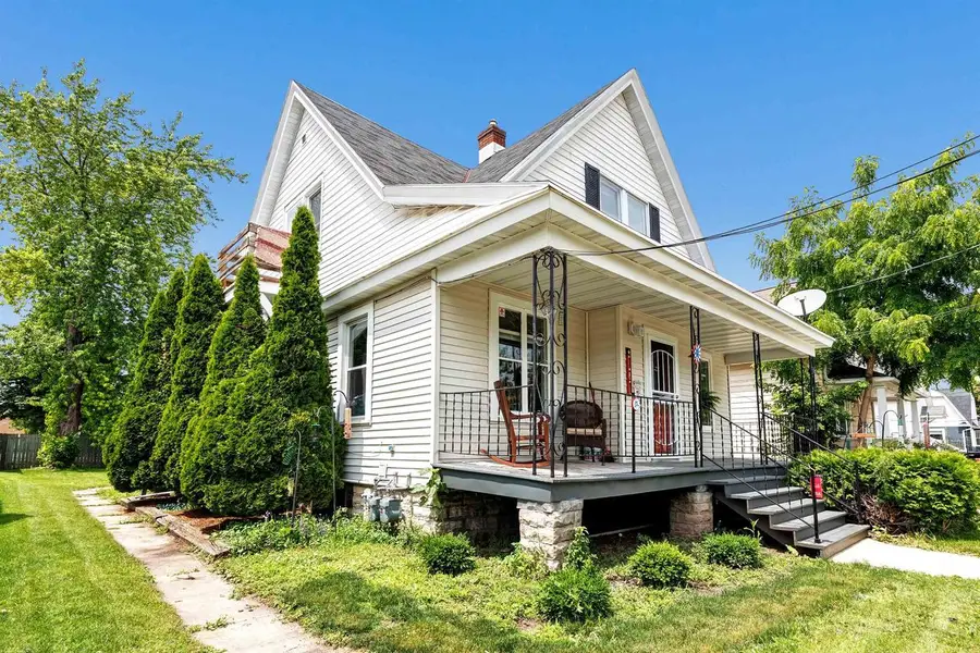 121 WOODLAWN STREET, Green Bay, WI 54303 - #2