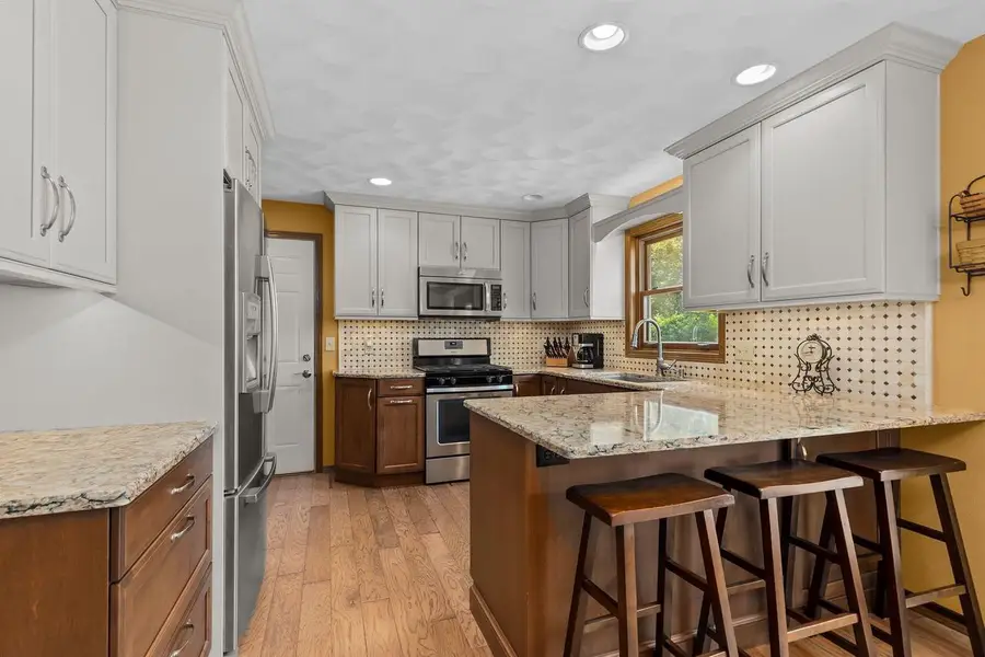 2623 W SUNNYVIEW CIRCLE, Appleton, WI 54914 - #2