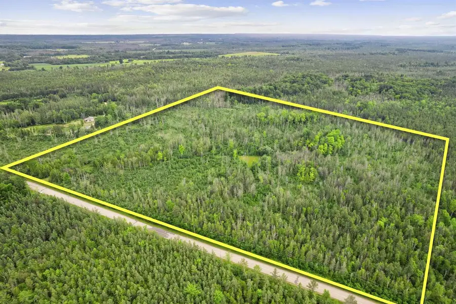 SOBIESKI 8 ROAD, Menominee, MI 49858 - #3
