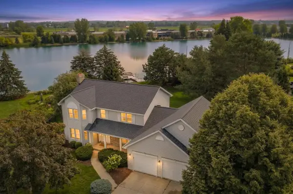 2485 VAN VIEW COURT, Green Bay, WI 54311