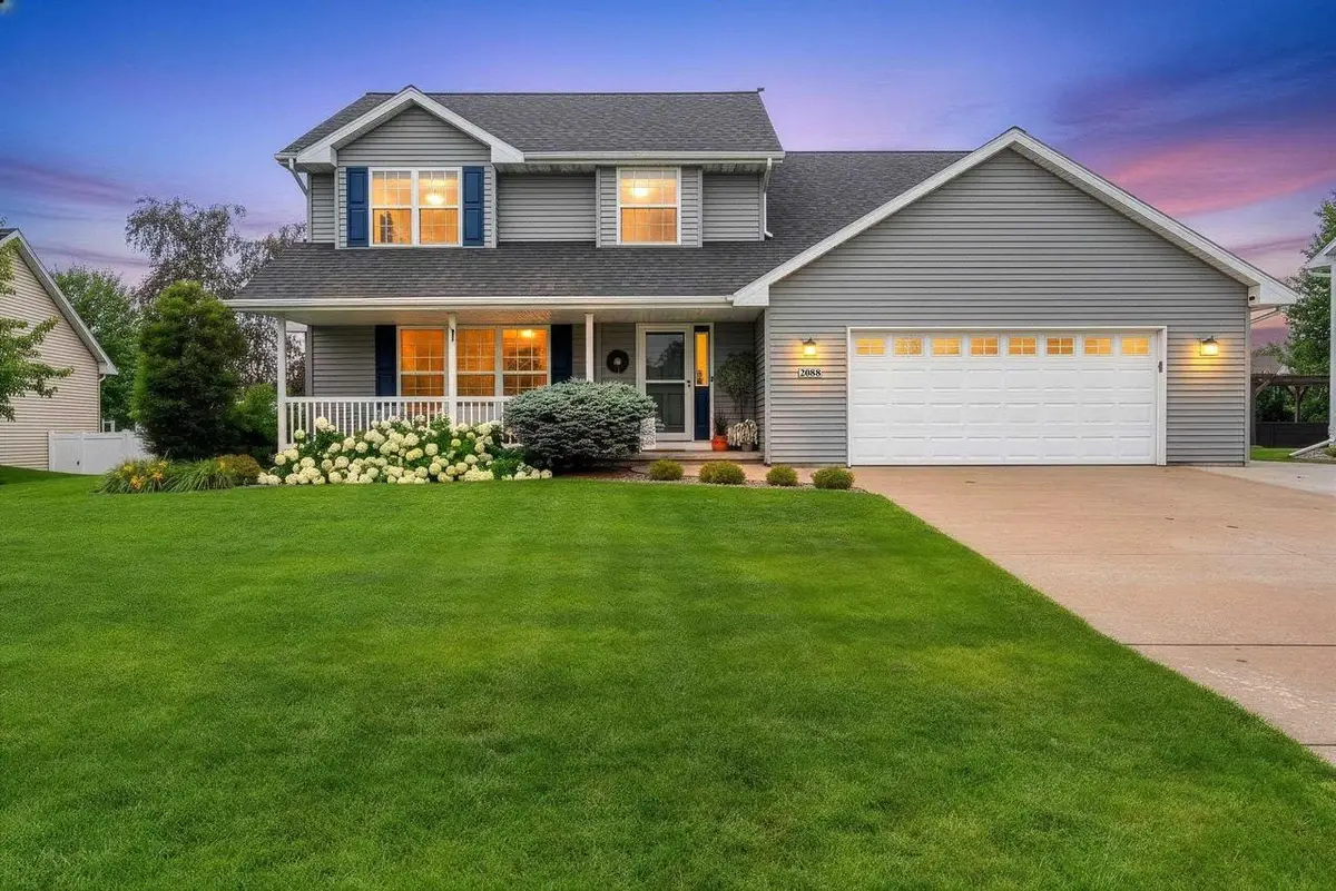 2088 W HIGGINS, De Pere, WI 54115 - #1