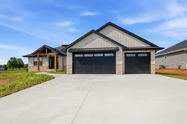 2749 STELOR DRIVE, Green Bay, WI 54311
