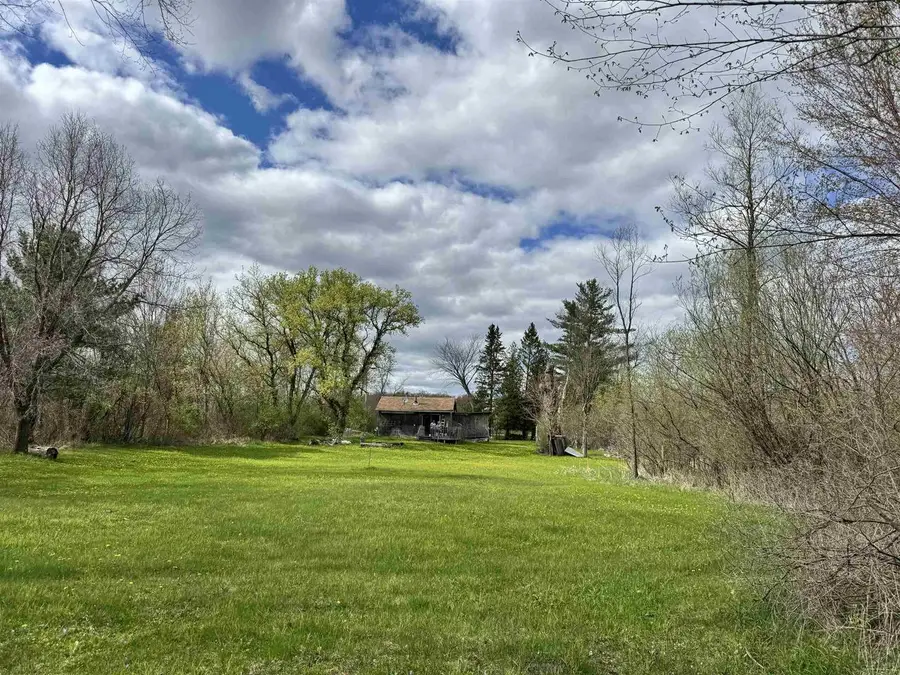3901 W BEECHNUT AVENUE, Redgranite, WI 54970 - #2