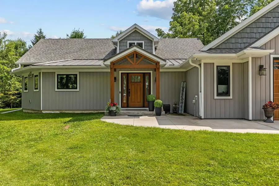 8079 COUNTY ROAD MM, Larsen, WI 54947 - #2