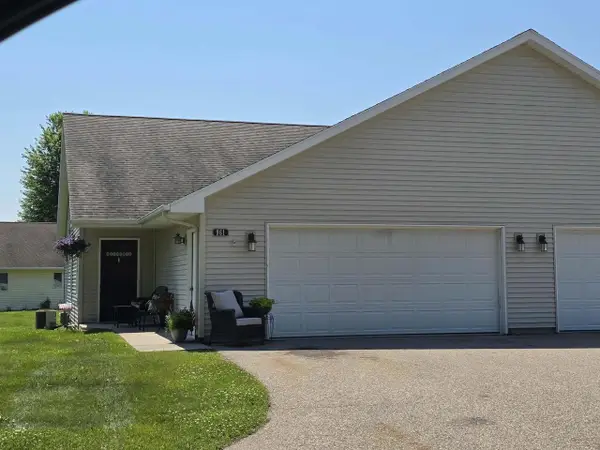 961 CHARLES WRIGHT DRIVE, Waupaca, WI 54981