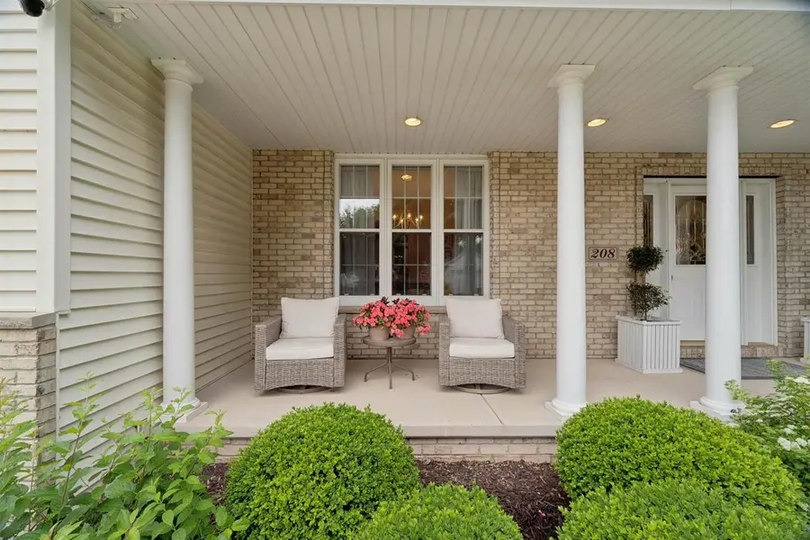 208 E APPLE CREEK ROAD, Appleton, WI 54913 - #3