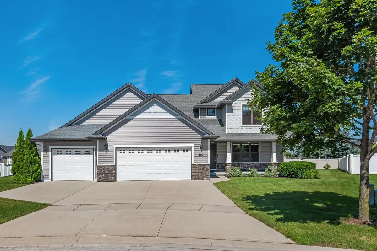600 CASTLESTONE COURT, Oneida, WI 54155 - #1