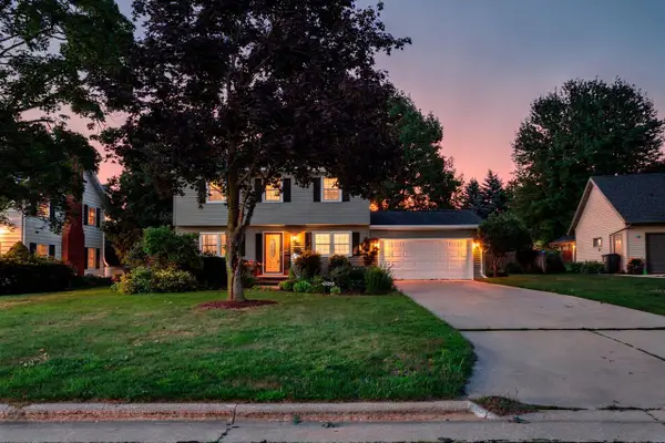 1344 WHITTIER DRIVE, Neenah, WI 54956