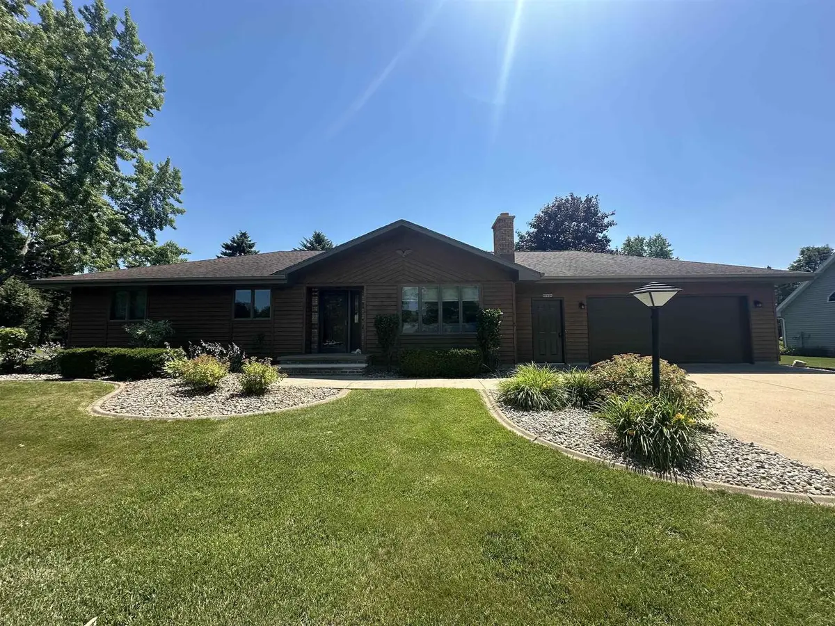 N9626 DARBOY DRIVE, Appleton, WI 54915 - #1