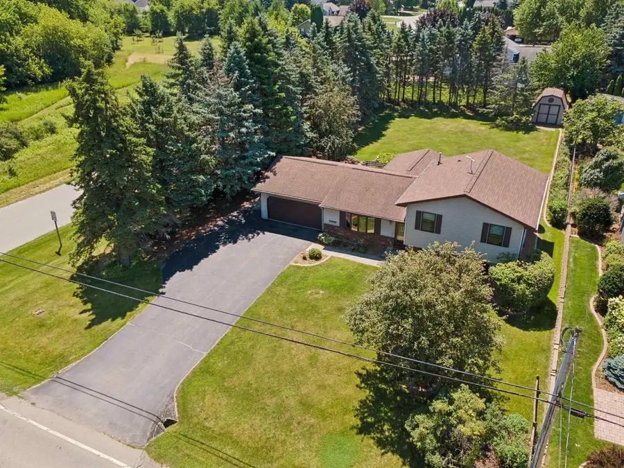 4085 LEONARD POINT ROAD, Oshkosh, WI 54904 - #2