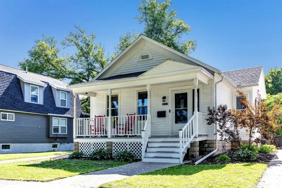 317 S VAN BUREN STREET, Green Bay, WI 54301 - #2