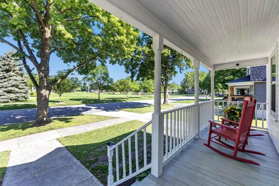 317 S VAN BUREN STREET, Green Bay, WI 54301 - #3