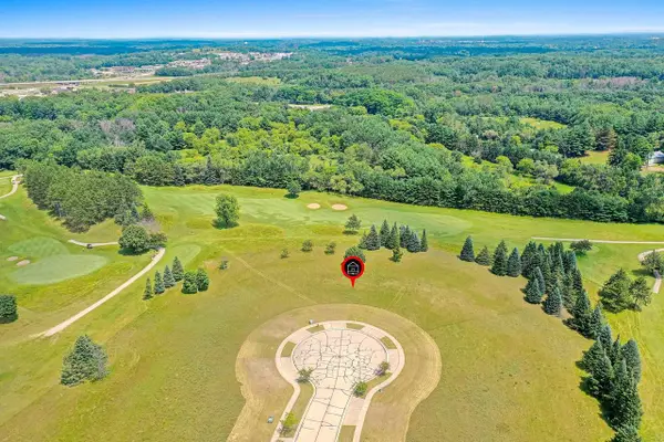 1400 FOXFIRE COURT, Waupaca, WI 54981