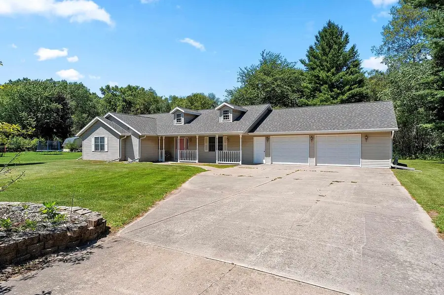 429 JACKSON STREET, Oconto, WI 54153 - #3