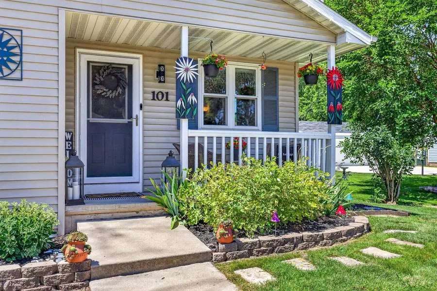 101 S LAKE STREET, Neenah, WI 54956 - #3