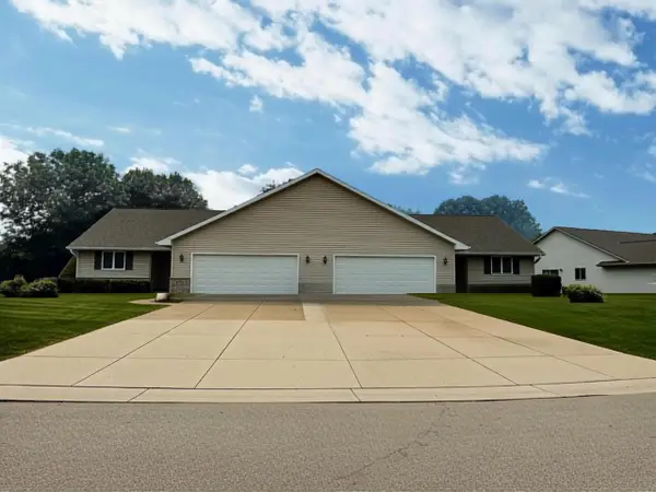 W3181 WESTOWNE COURT, Appleton, WI 54915