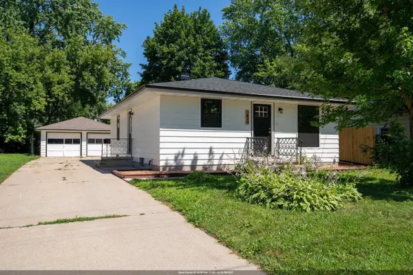 1634 BURDICK STREET, Oshkosh, WI 54901