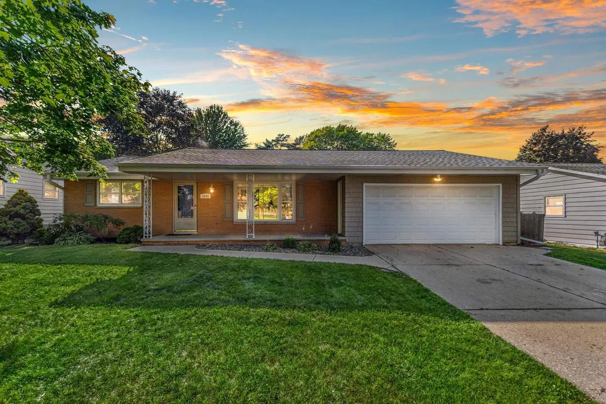 1038 CRAWFORD STREET, Green Bay, WI 54304 - #1