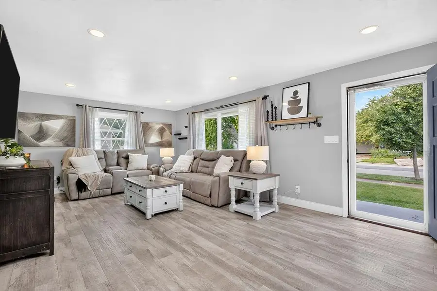 321 S LINDA STREET, Kimberly, WI 54136 - #3