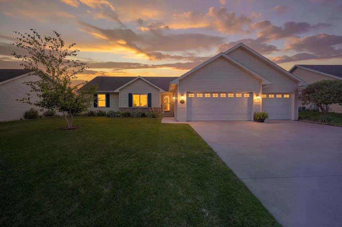752 KILLARNY TRAIL, De Pere, WI 54115 - #1