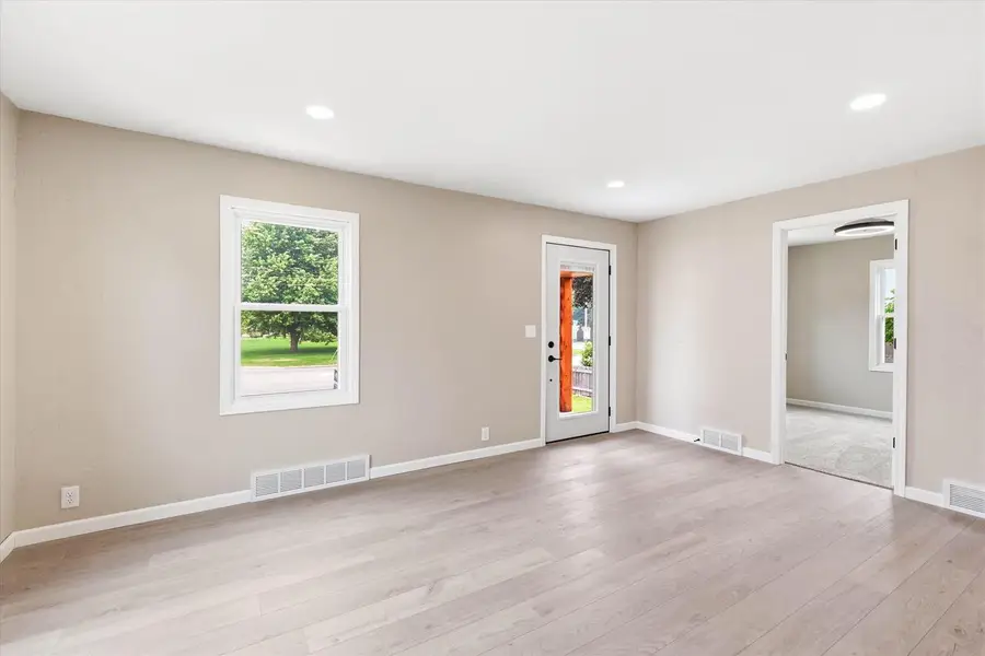 W2933 STATE HWY 54, Seymour, WI 54165 - #2