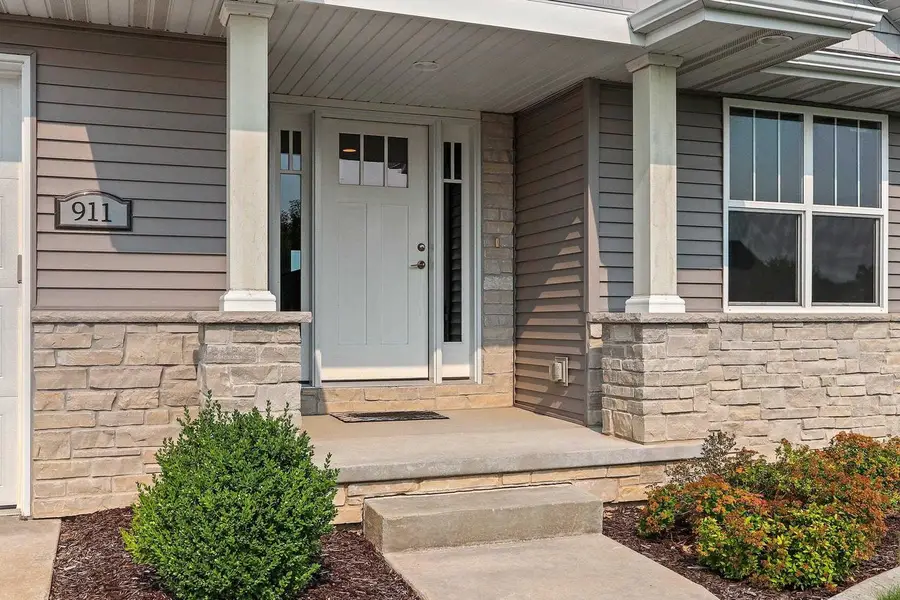 911 BARRONWOOD DRIVE, Green Bay, WI 54311 - #3