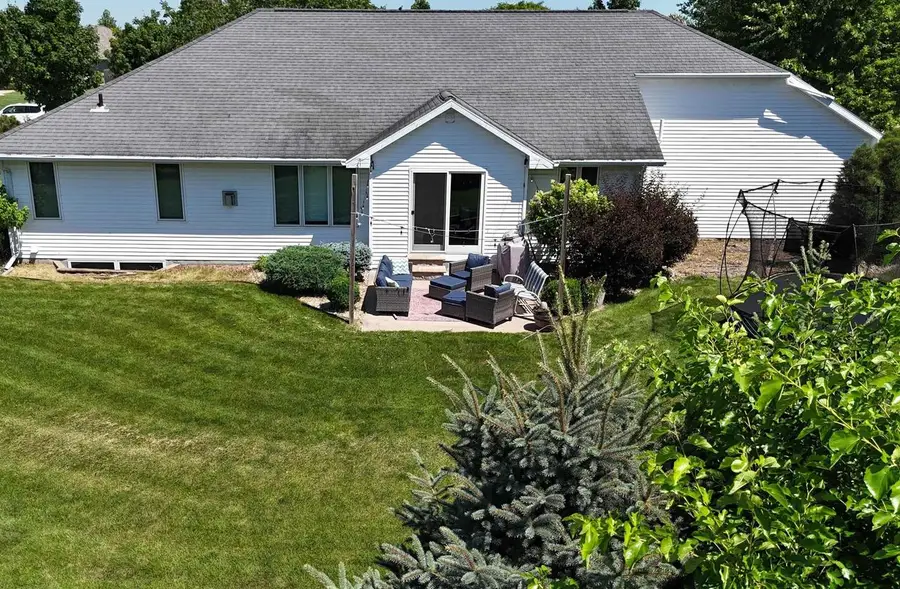 4801 N BENVIEW COURT, Appleton, WI 54913 - #2