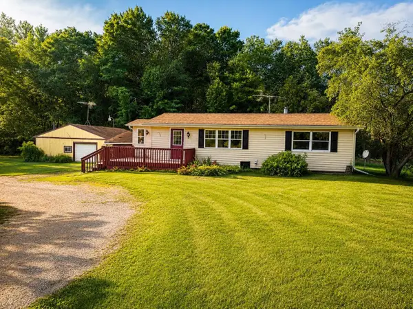 W11639 W TOWN HALL ROAD, Gresham, WI 54128
