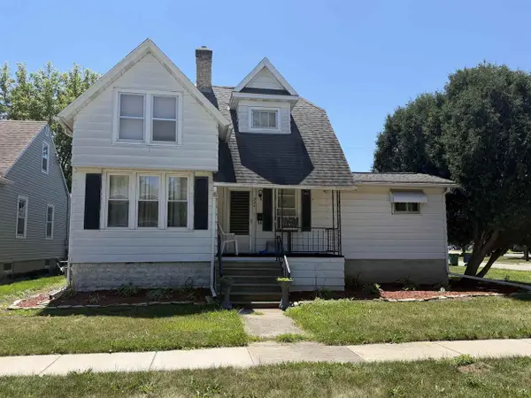 324 8TH STREET, Fond Du Lac, WI 54935